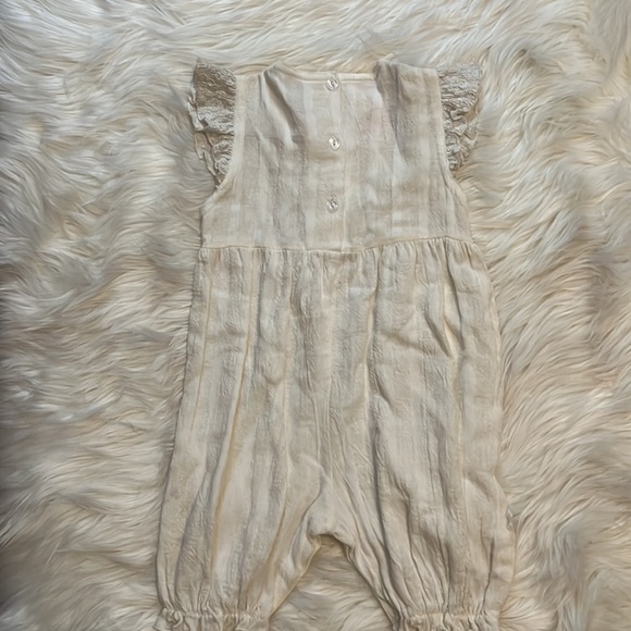 The perfect picture outfit size 24 months - Picture 4 of 4